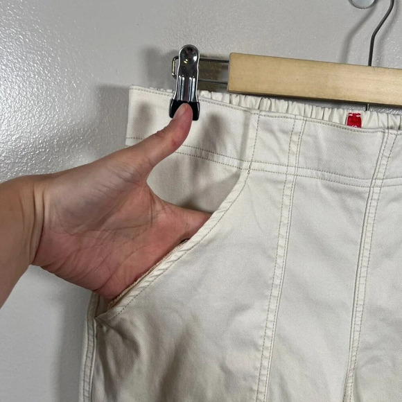 Spanx Stretch Twill Cargo Jogger Pant Size Large Beige Slimming Utility Minimal - Picture 6 of 12